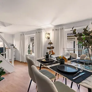 https://charmante-maisonette-im-schnoor.hotelsinbremen.net